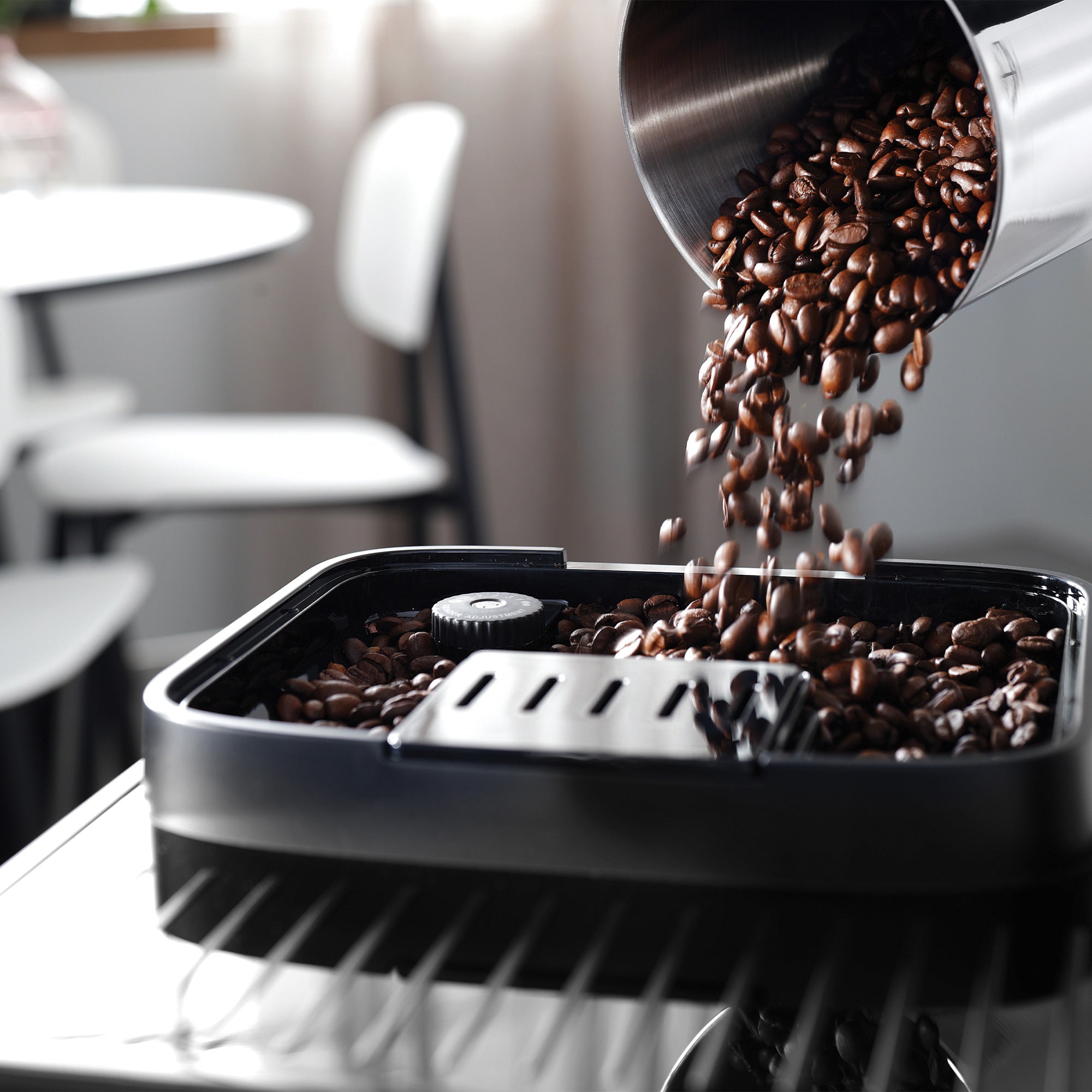 De'Longhi Magnifica Evo Automatic Bean to Cup Coffee Machine