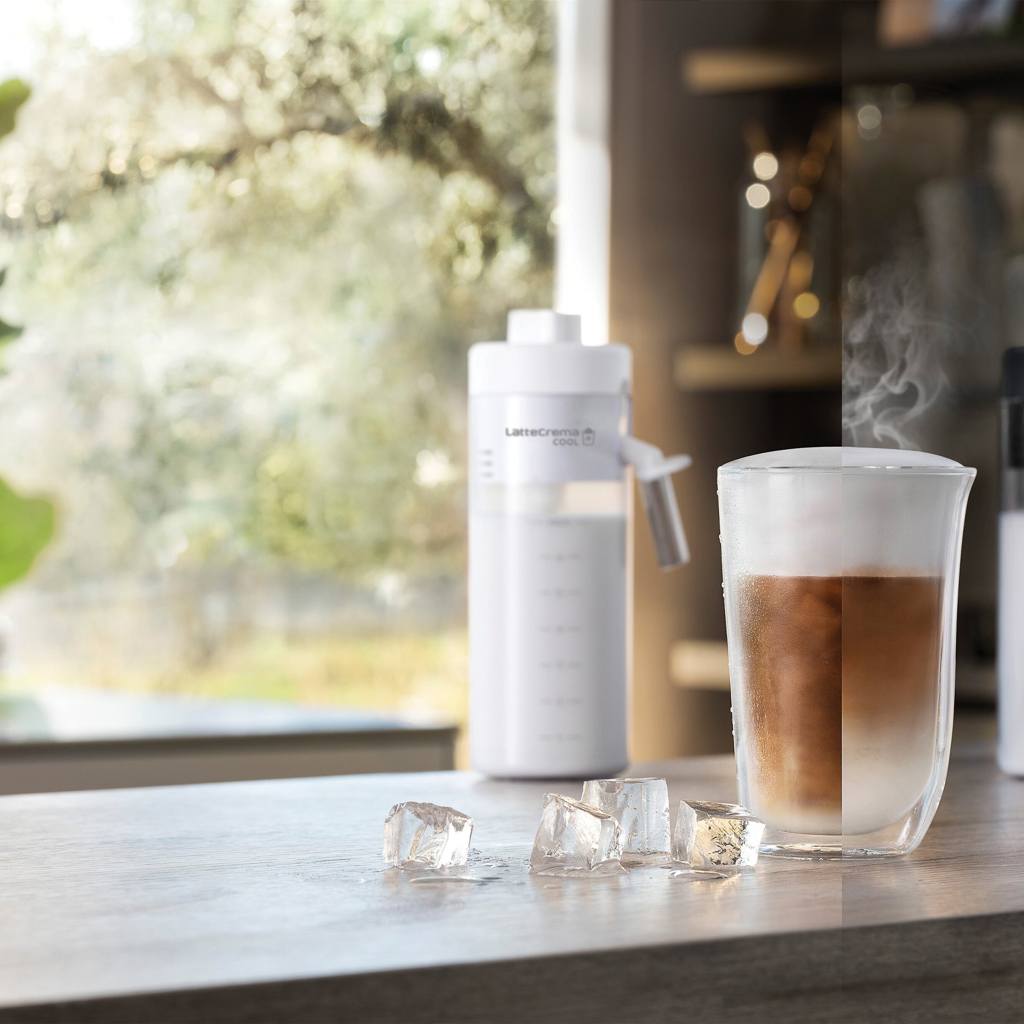 De'Longhi Eletta Explore Hot & Cold Bean to Cup Coffee Machine